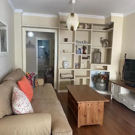 Residencia Las Torres Apartment *